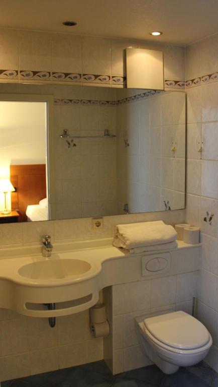 Hotel Alfa Amsterdam Amesterdão Quarto foto